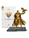 DC Multiverse  Figurina articulata Superman (Centennial Park Tribute Statue) Gold Label 18 cm